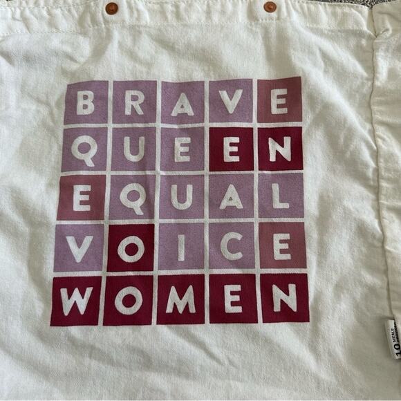 FEED Brave Queen Equal Voice Women Organic Cotton Tote Bag - Picture 2 of 7